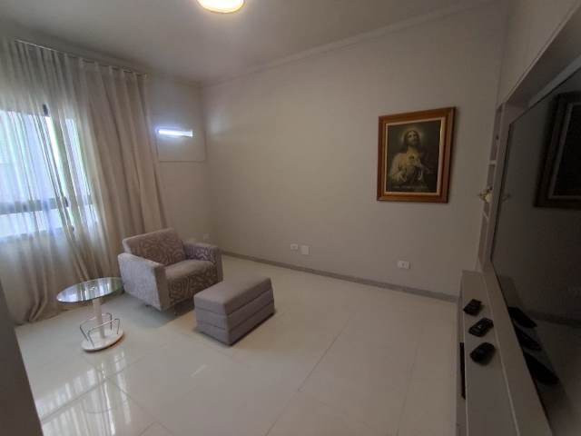 Apartamento disponível para venda no bairro Farolândia no Condomínio Edfício Saint James Park.