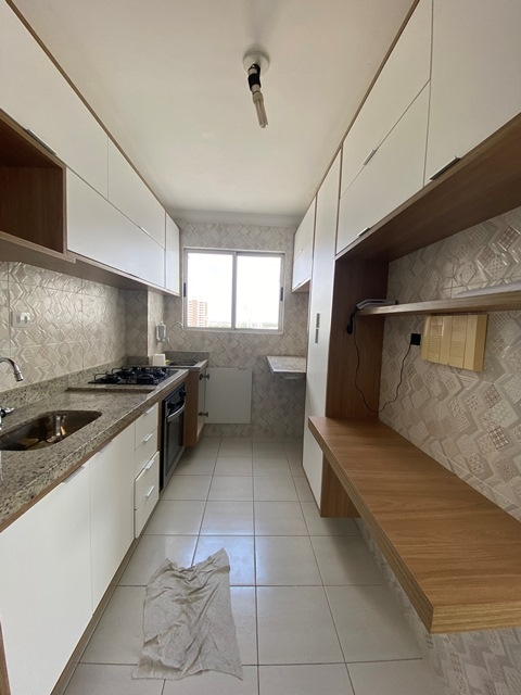 Apartamento no Condomínio Canto Belo, no Bairro Jabotiana.