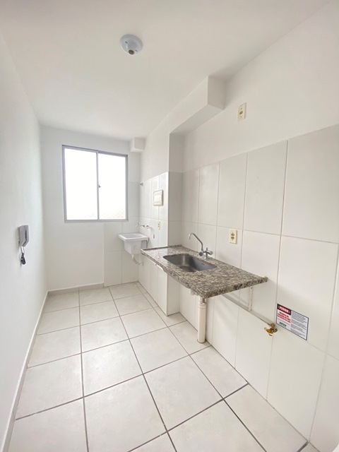 Apartamento no Condomínio Alameda dos Ipês, no Bairro Inácio Barbosa.