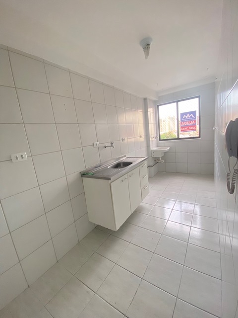 Apartamento no Condomínio Porto das Águas, no Bairro Luzia.