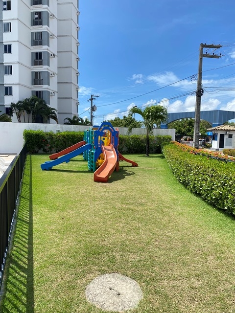 Apartamento no Condomínio Canto Belo, no Bairro Jabotiana.