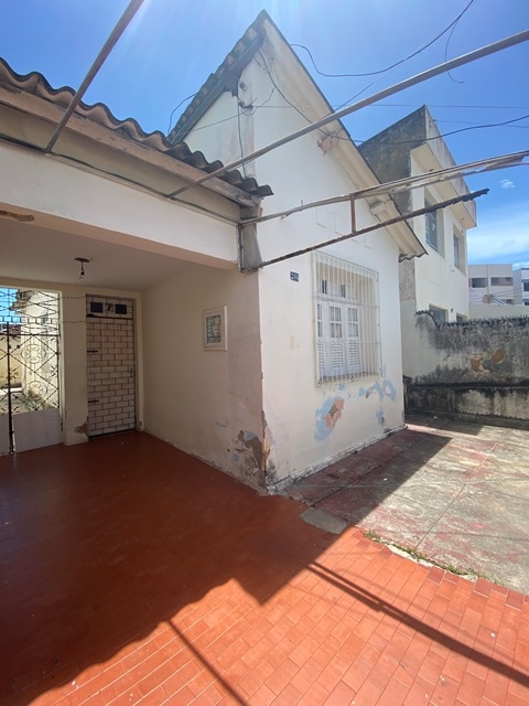 Casa para alugar, no Bairro Suíssa.