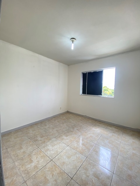 Apartamento no Condomínio Gilvan Rocha, no Bairro Farolândia.