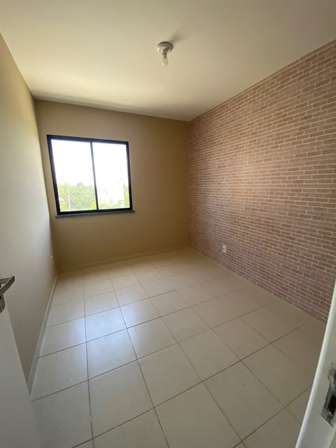 Apartamento no Condomínio Vista Marina, no Bairro Aruana.