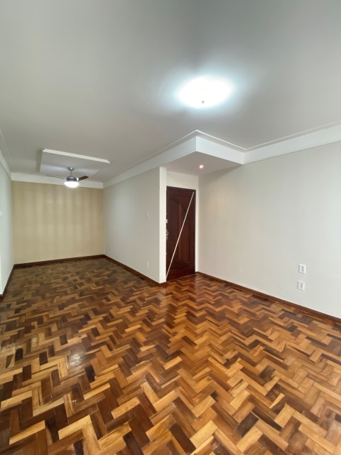 Apartamento à venda no Bairro São José no Edifício Ouro