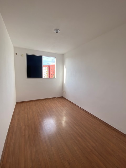 Apartamento no Condomínio Alameda dos Ipês, no Bairro Inácio Barbosa.