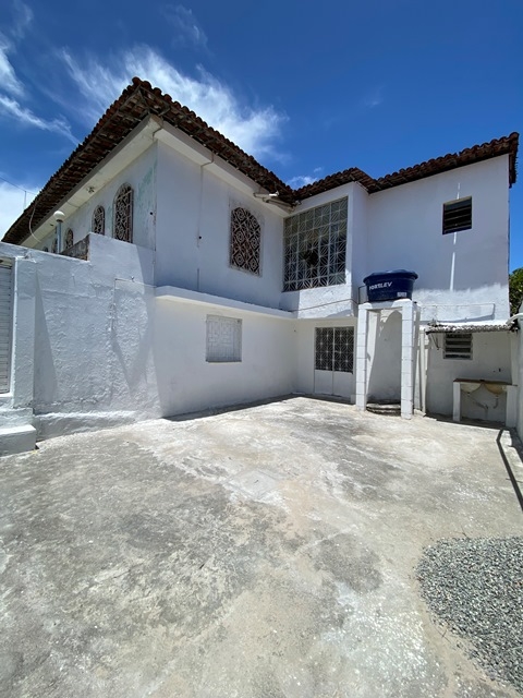 Casa para Alugar, no Bairro América.