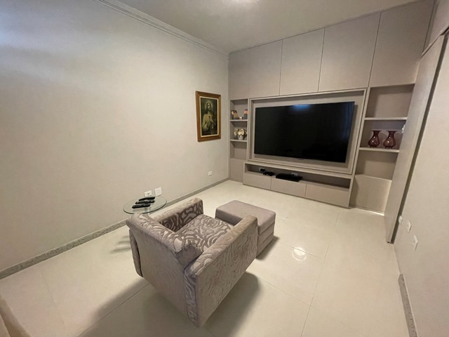 Apartamento disponível para venda no bairro Farolândia no Condomínio Edfício Saint James Park.