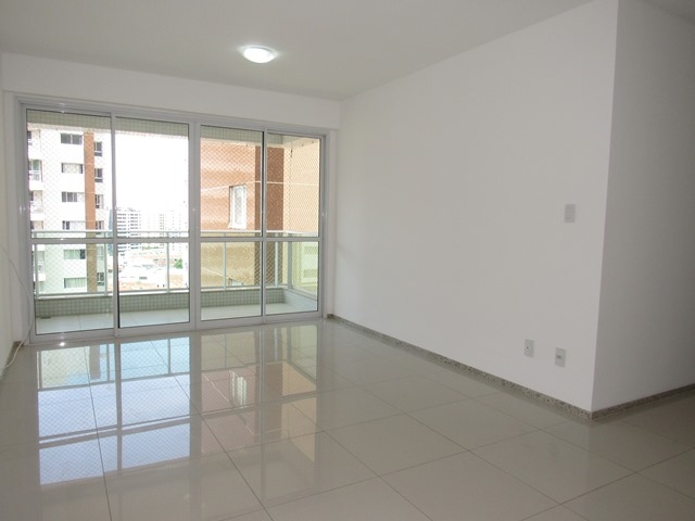 Apartamento no Condomínio Premiere Residence, no Bairro Grageru