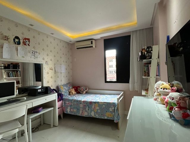 6 QUARTO