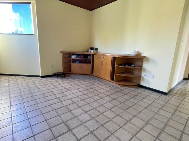 WhatsApp Image 2024-05-28 at 09.21.03 (4)