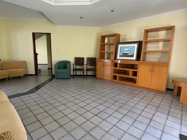 WhatsApp Image 2024-05-28 at 09.23.33 (3)