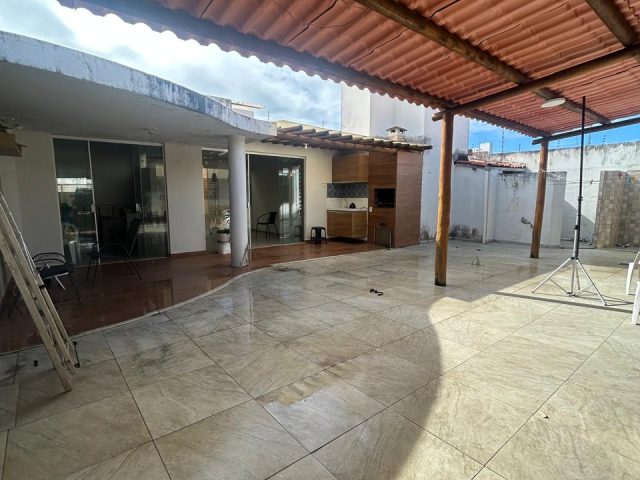 WhatsApp Image 2025-05-28 at 14.27.00 (2)