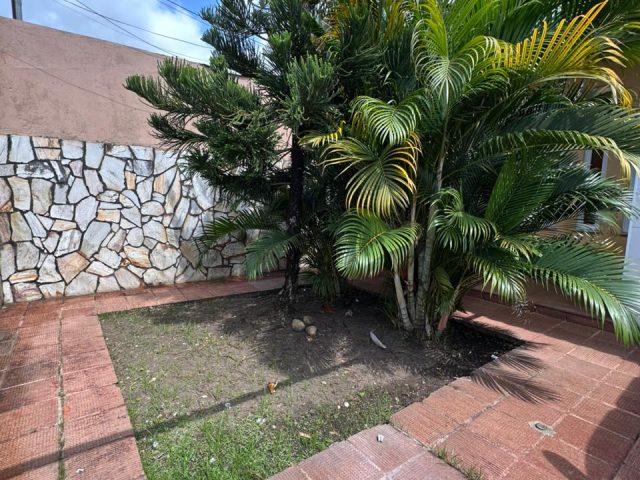 WhatsApp Image 2025-10-13 at 14.10.58 (2)