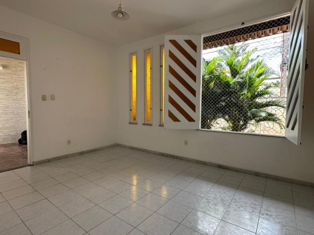 WhatsApp Image 2025-10-13 at 14.11.03