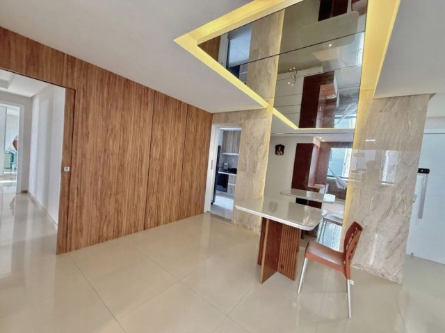 WhatsApp Image 2025-10-24 at 17.49.32 (2)