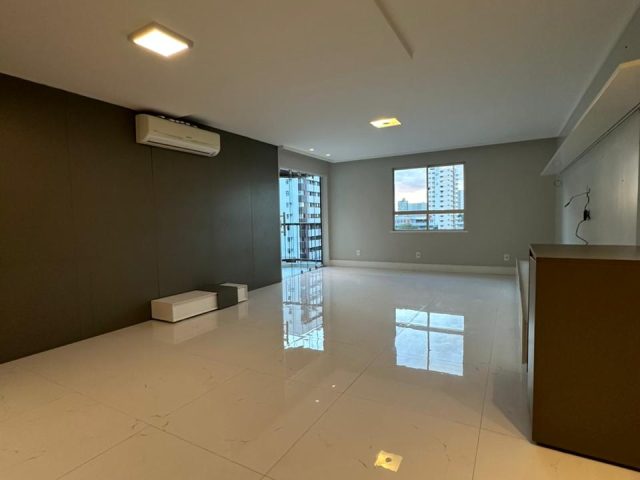 WhatsApp Image 2025-11-14 at 09.40.57 (3)