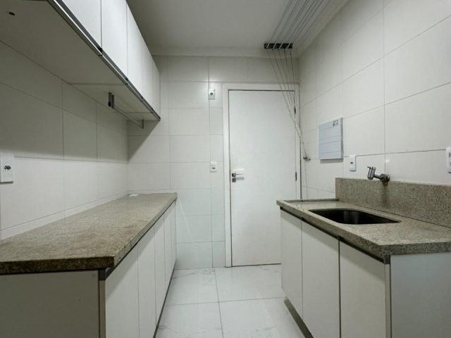 WhatsApp Image 2025-11-14 at 09.40.58 (1)