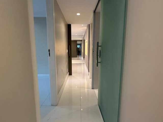 WhatsApp Image 2025-11-14 at 09.41.00