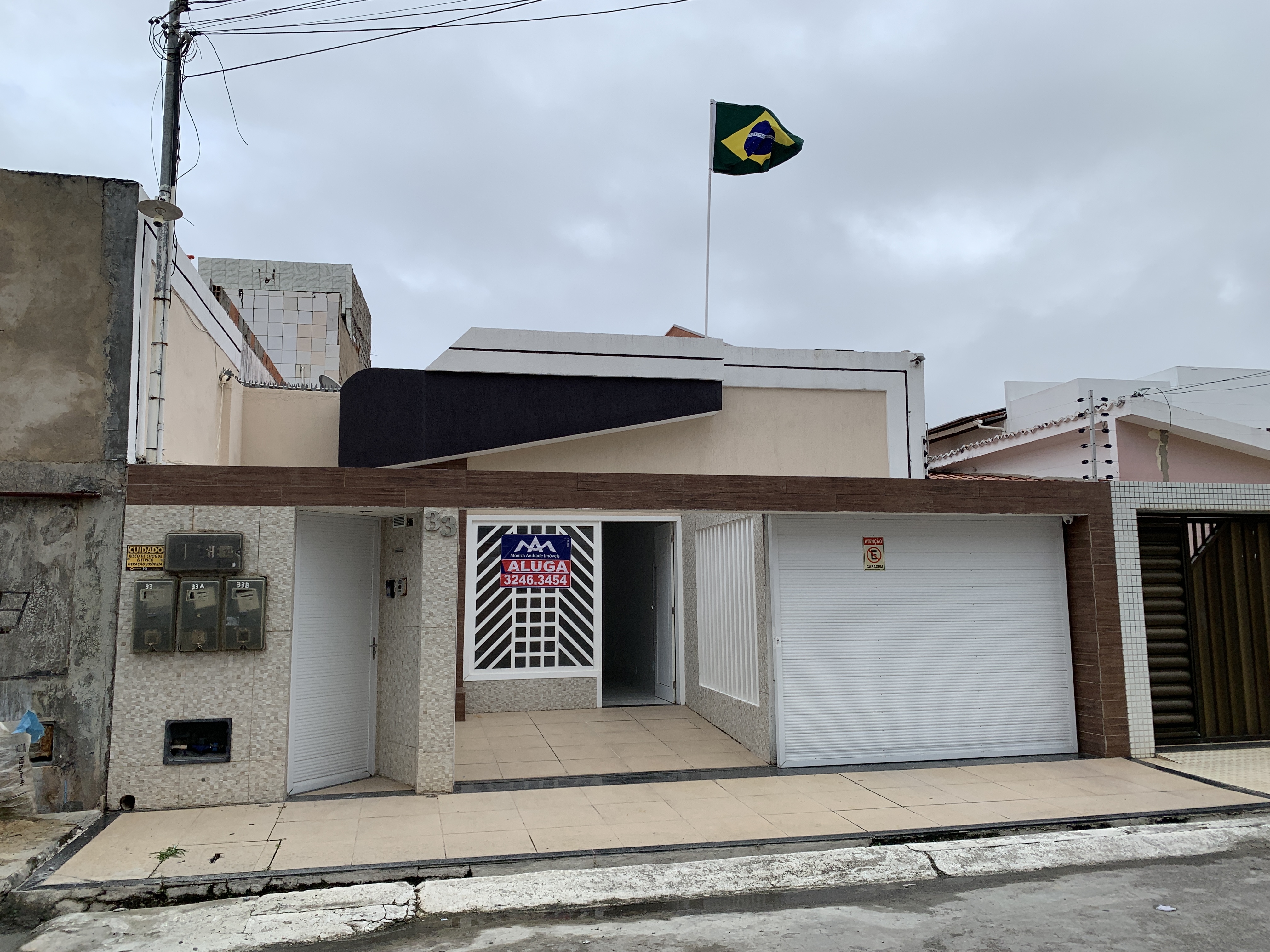 Ponto comercial para alugar no Bairro Grageru na Rua Manoel Espírito Santo