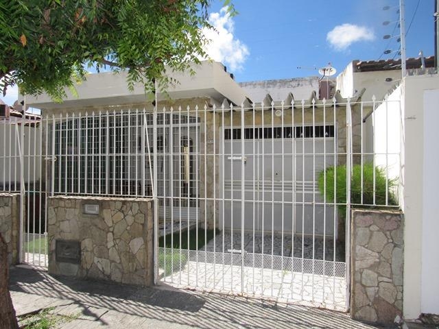 Casa à venda no Bairro Salgado Filho na Rua Tenisson Ribeiro