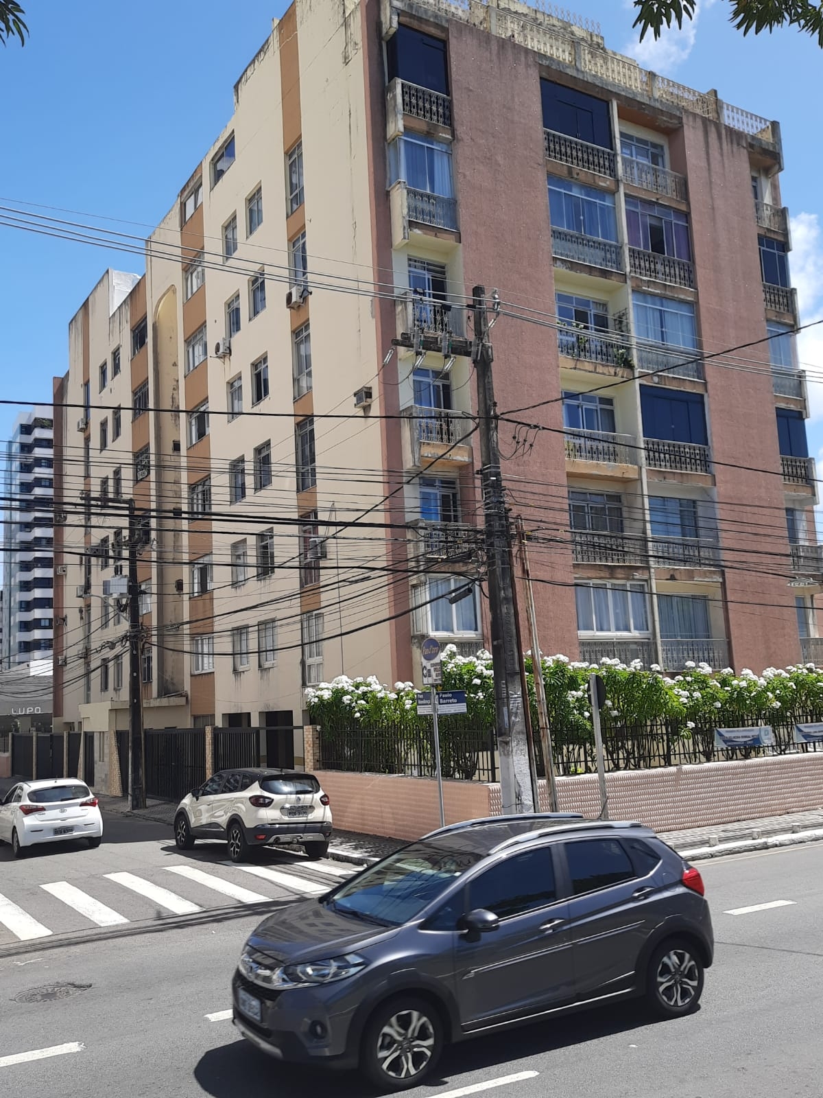 Apartamento à venda no Bairro 13 de Julho no Condomínio Cidade Jardim