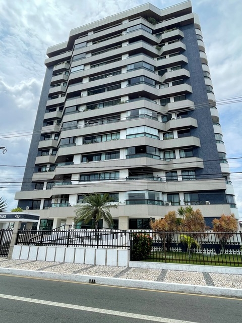 Apartamento à venda no Bairro 13 de Julho no Condomínio Edifício Fernando Sampaio.