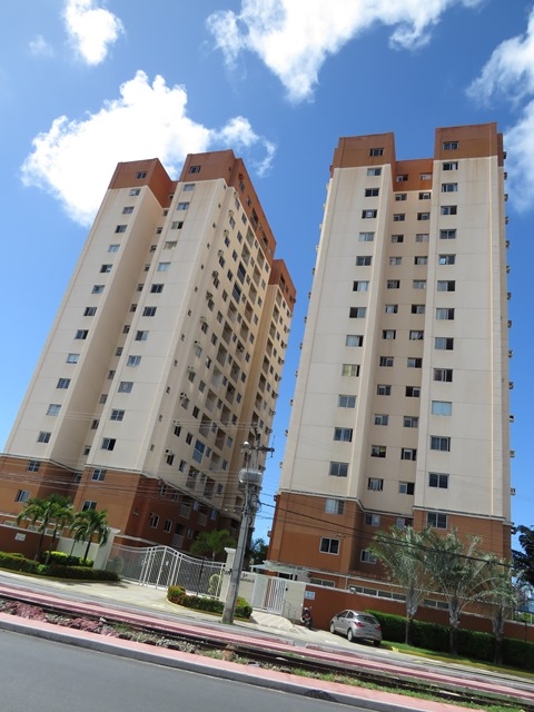 Apartamento no Condomínio Le Boulevard, no Bairro Ponto Novo.