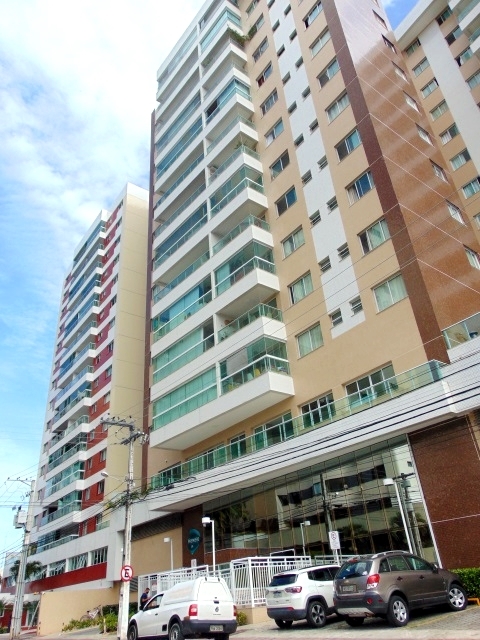 Apartamento no Condomínio Premiere Residence, no Bairro Grageru