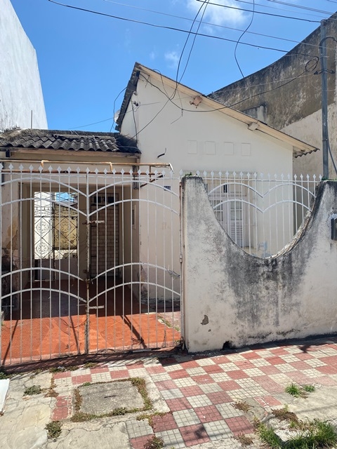 Casa para alugar, no Bairro Suíssa.