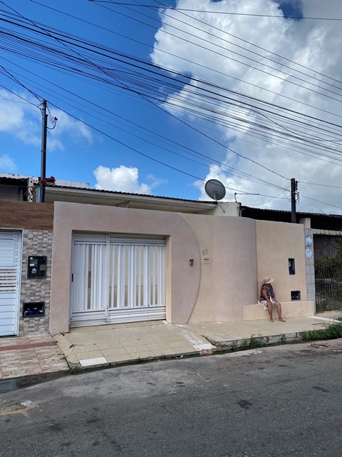 Casa no Bairro Jabotiana.